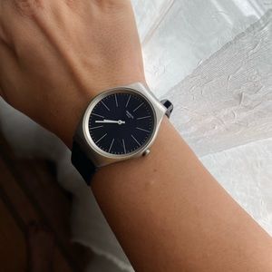 Navy swatch skin reversible strap